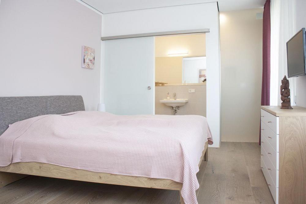 Freiraum Apartment ฟือห์ริงเงิน ภายนอก รูปภาพ