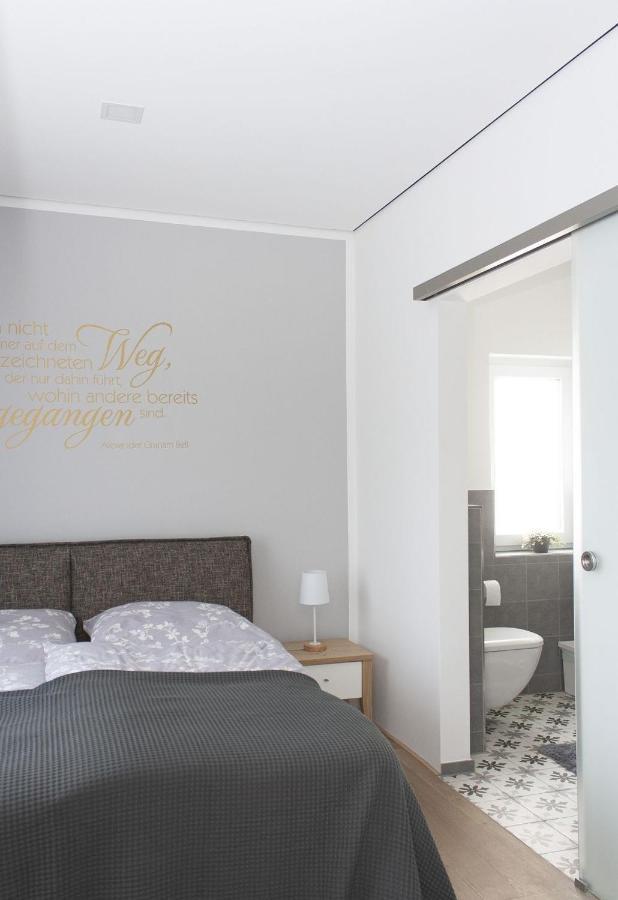 Freiraum Apartment ฟือห์ริงเงิน ภายนอก รูปภาพ